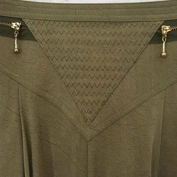 Vintage 90's CACHE Olive Green High Waisted Pleated Gaucho Dress Shorts Size 10 - Picture 2 of 4